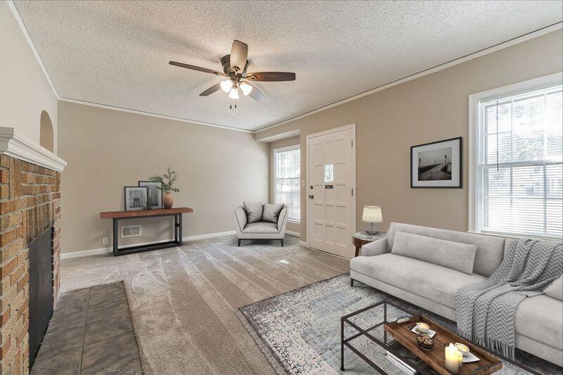 2414 Sw 10th Ave - Photo 3 of 18