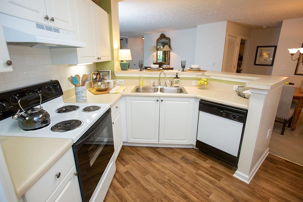 Walton Vinings - Photo 4 of 24