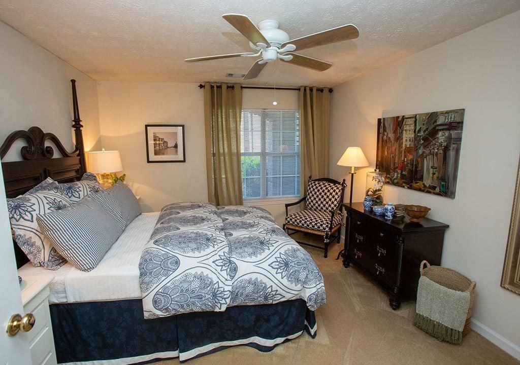 Walton Vinings - Photo 2 of 24