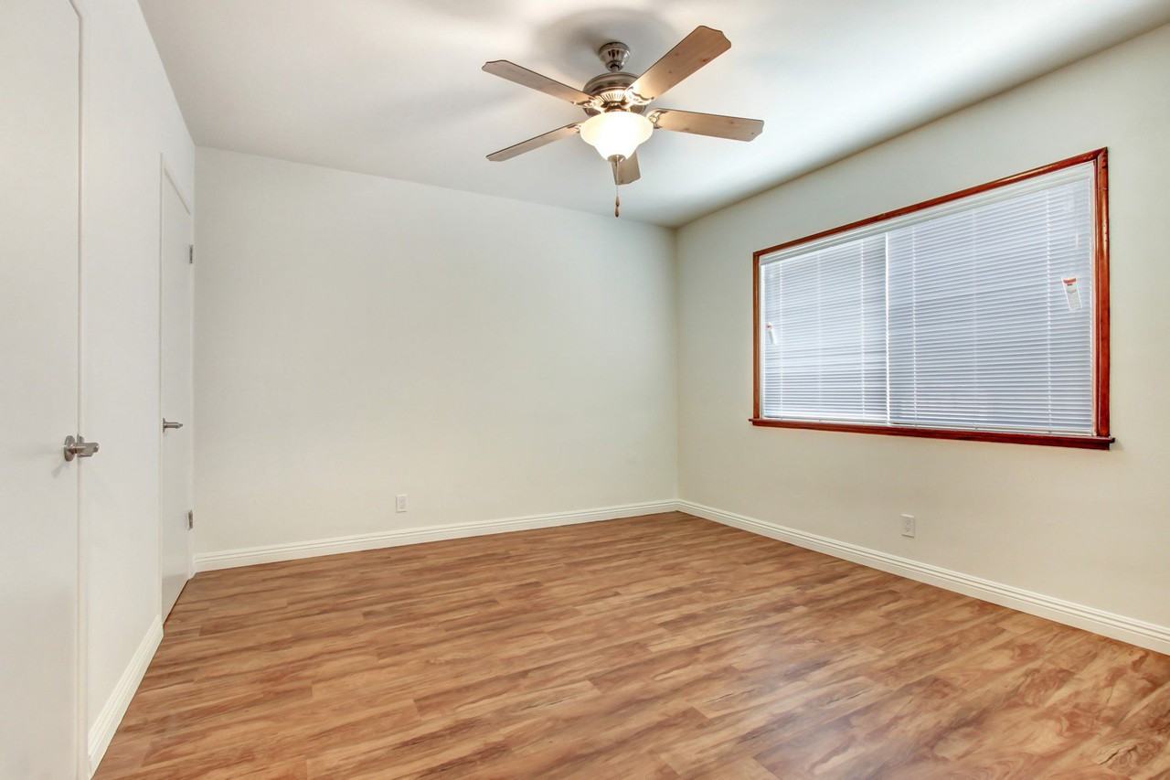 Chandler Palms - Photo 5 of 57