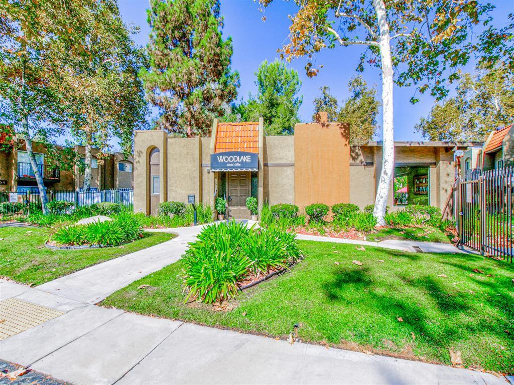 Woodlake Apartments 2240 Bear Valley Pkwy, Escondido, CA 92027 Zumper