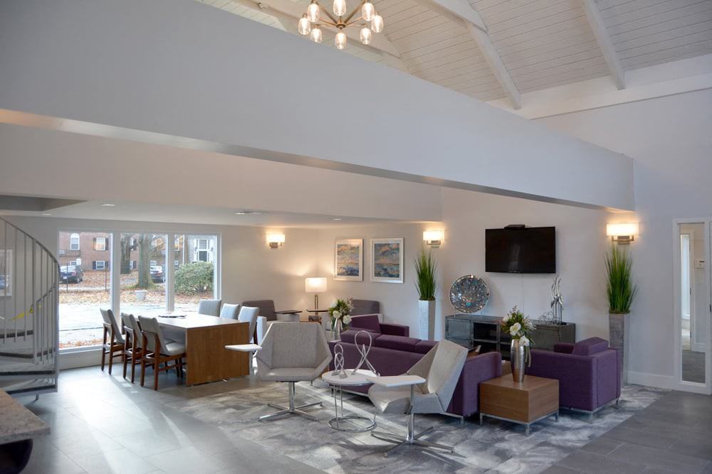 Beverly Commons - Photo 7 of 33