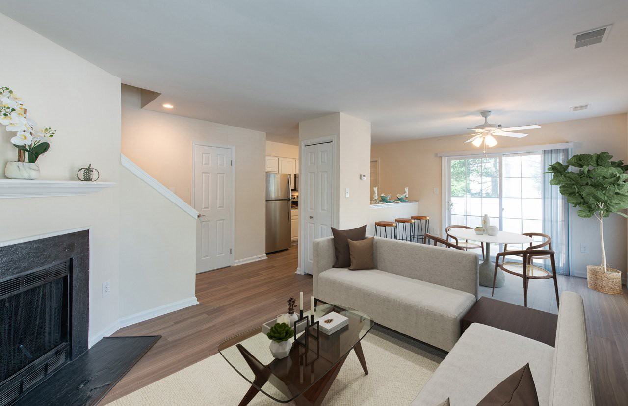 Saratoga Square - Photo 4 of 17