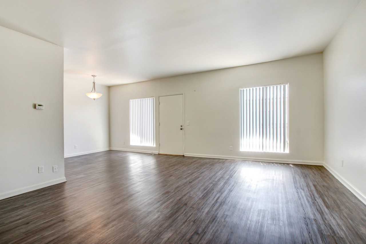 Chateau Vincennes - Photo 4 of 71