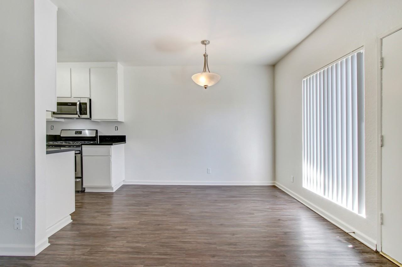 Chateau Vincennes - Photo 6 of 71