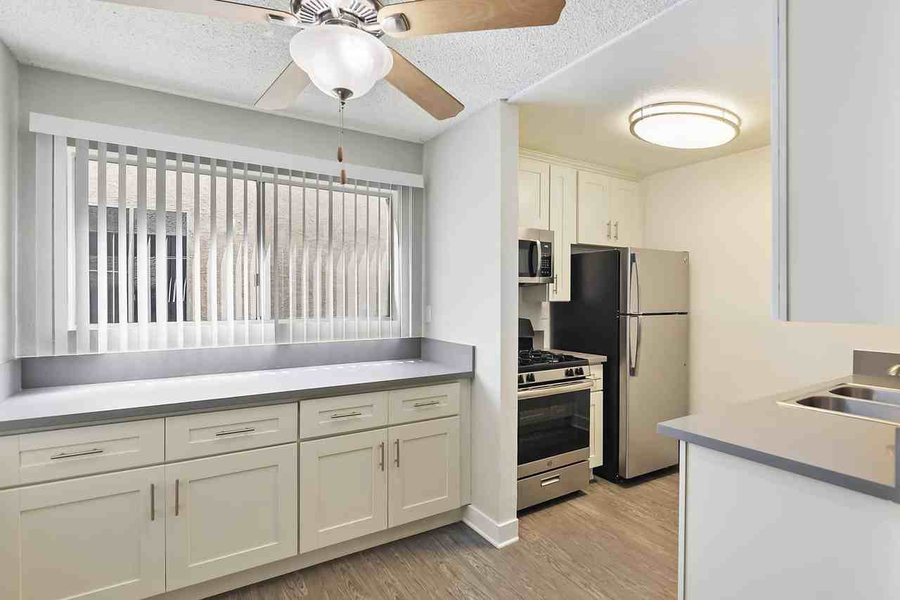 Kaitlin Court Apartments - Photo 2 of 16