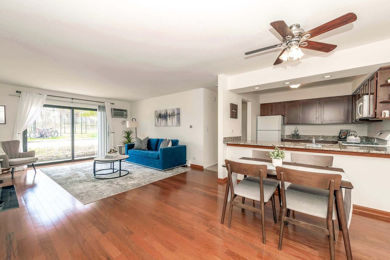 Barrington Lakes Apartments - Photo 7 of 50