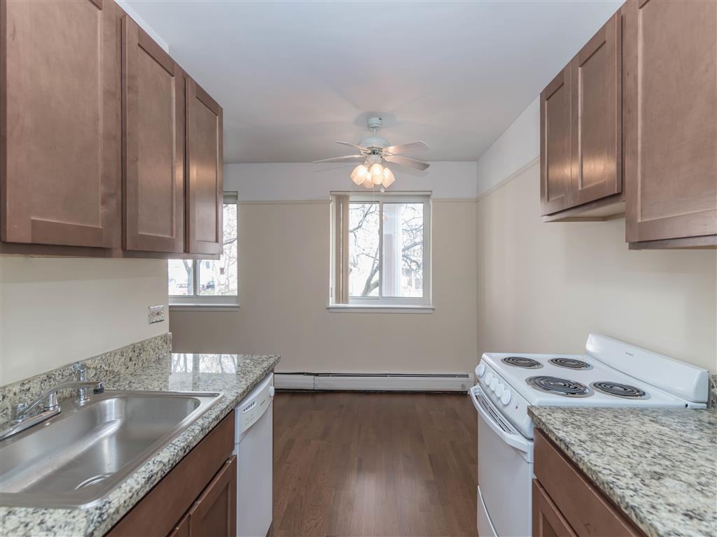 Winthrop Place - Photo 2 of 14