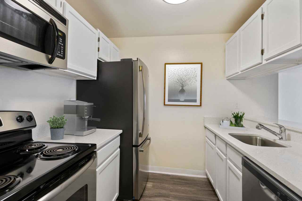 Avondale - Photo 4 of 17