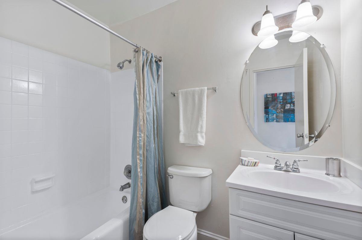 Berkdale Apartments - Photo 5 of 17