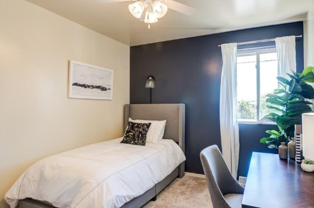 Greentree Village Townhomes - Photo 5 of 20