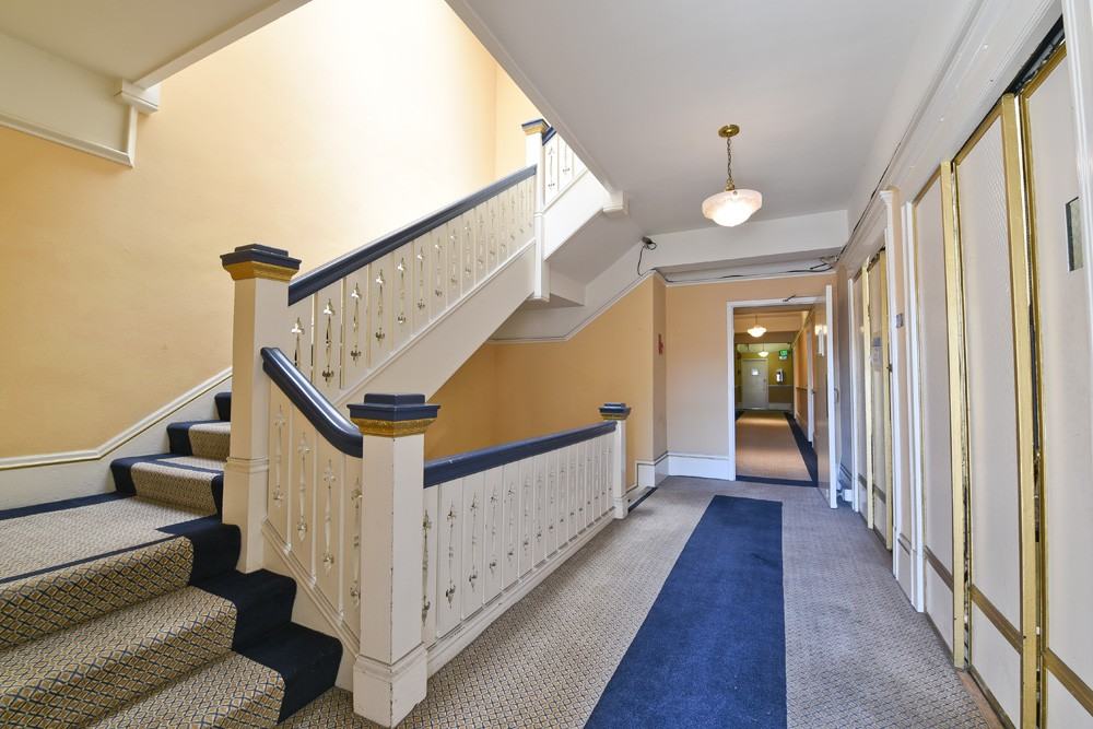 1060 Bush St. - Photo 3 of 28