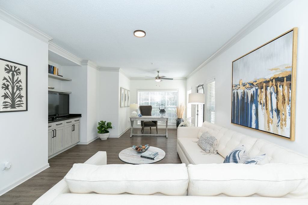 Highland Square - Photo 6 of 29