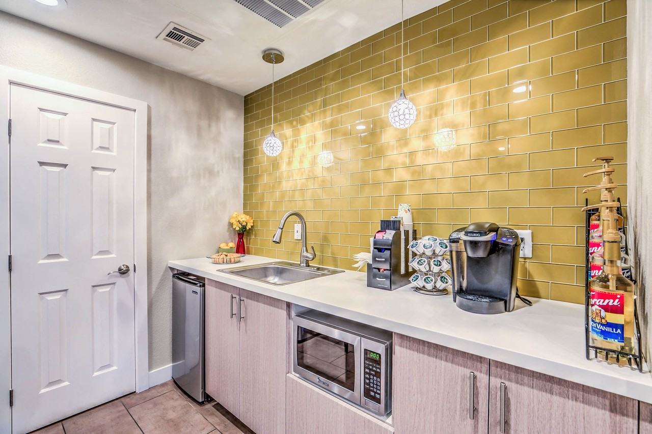 Vista Del Valle - Photo 7 of 26