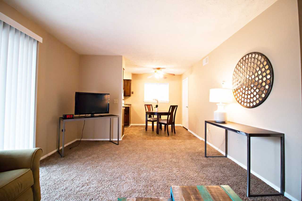 Britain Towne - Photo 4 of 25