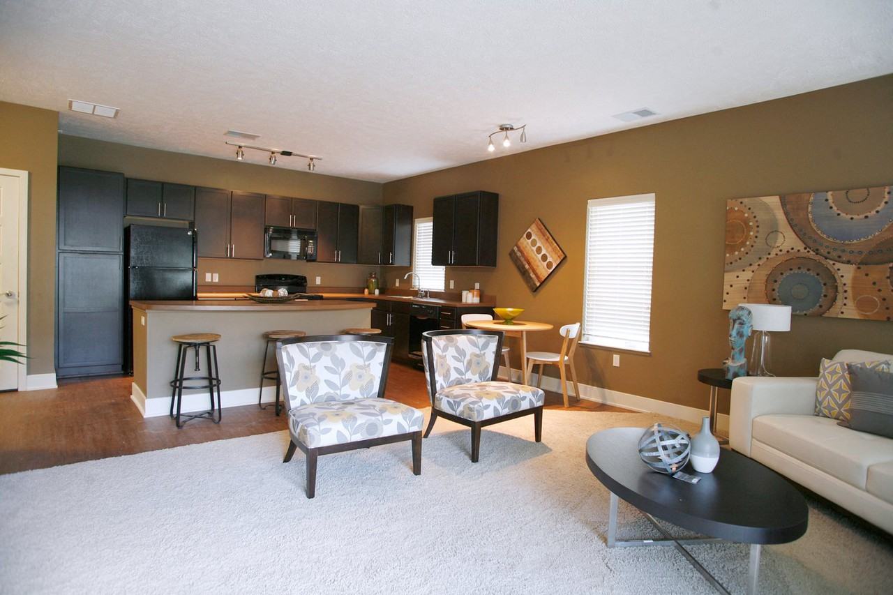 Pacific West - Photo 3 of 24