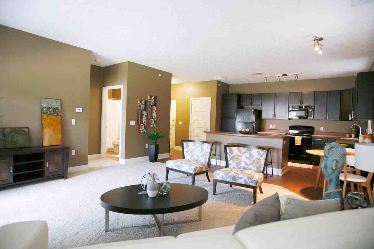 Pacific West - Photo 4 of 24