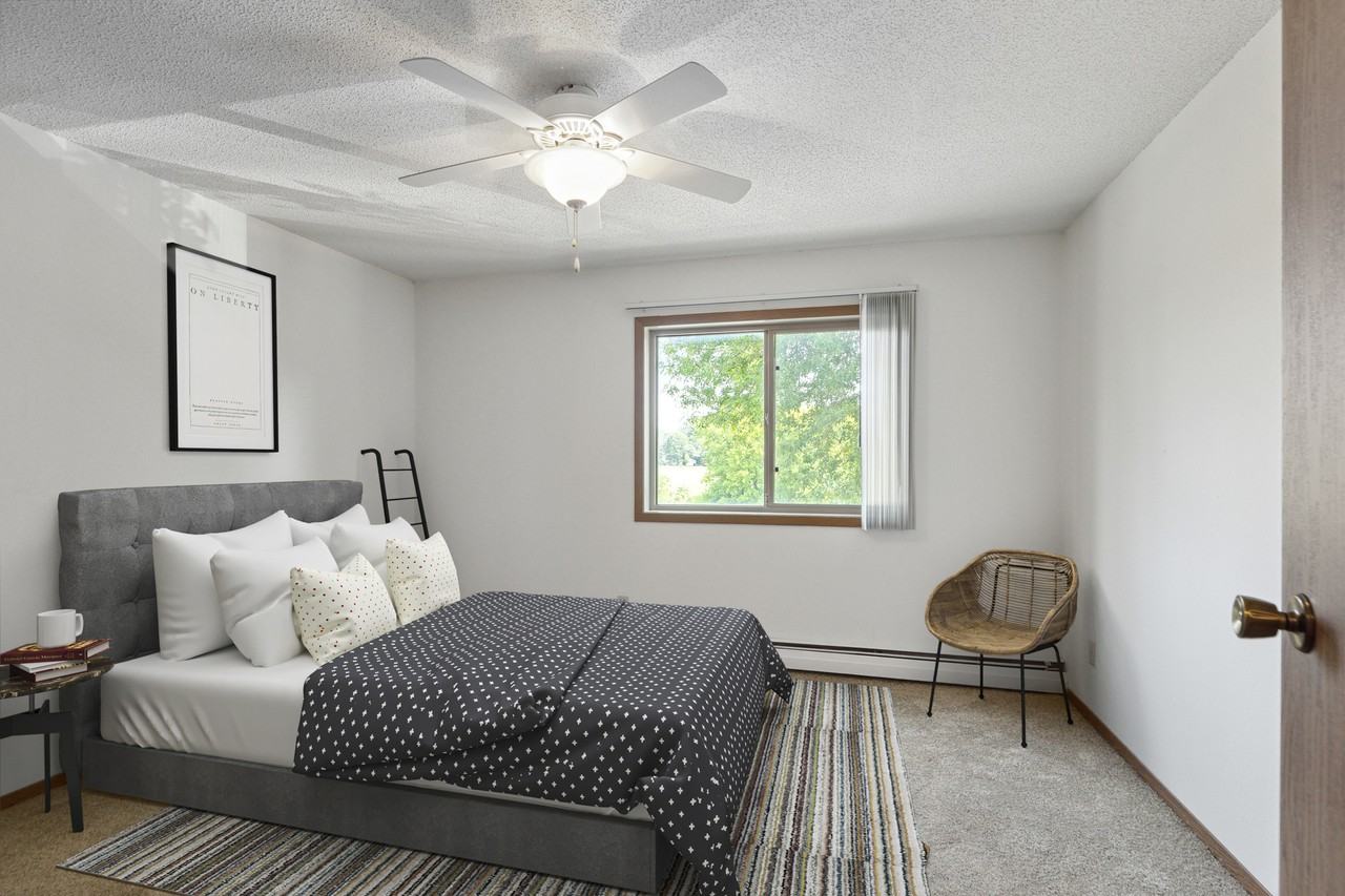 Silver Ridge - Photo 3 of 20