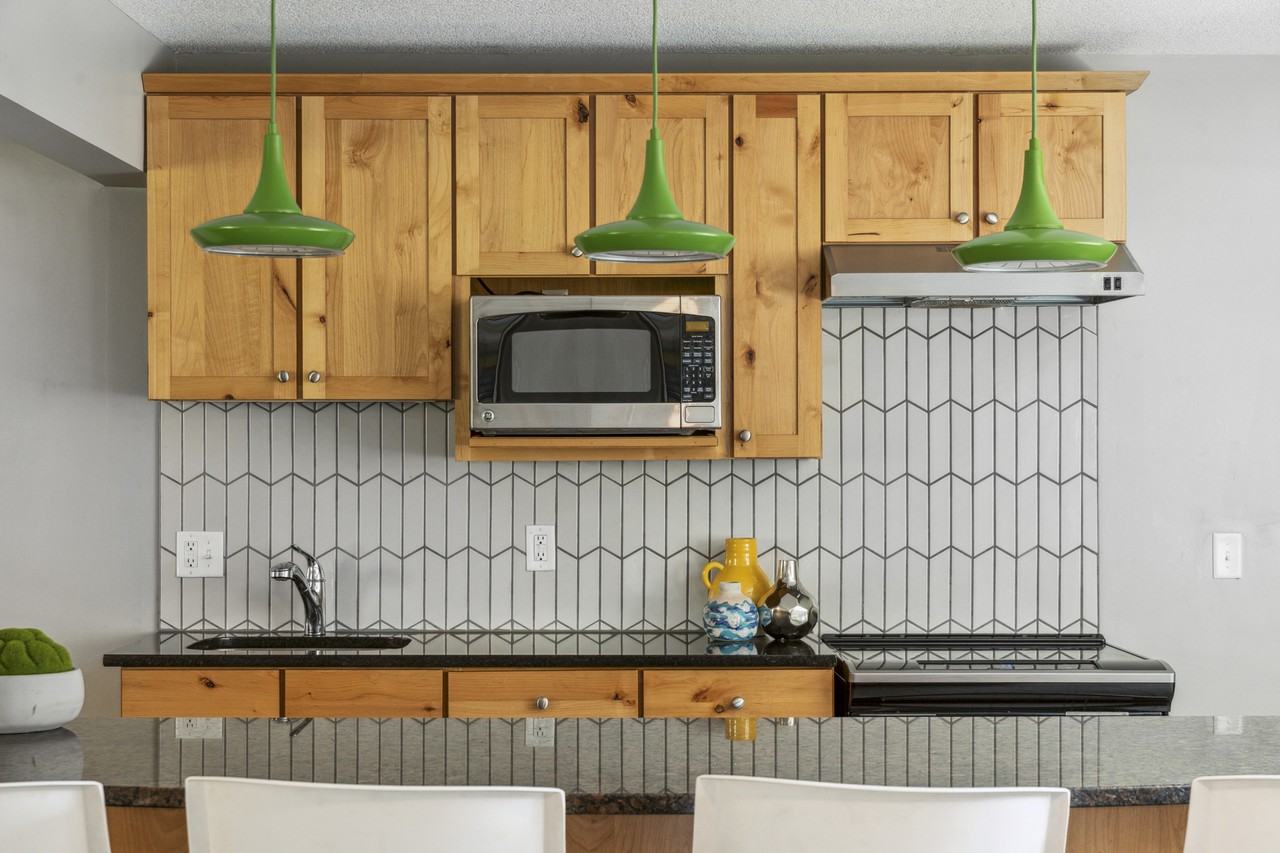 Silver Ridge - Photo 7 of 20