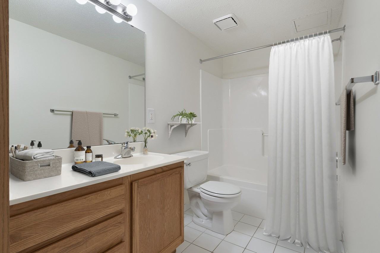 Pebblebrook Court - Photo 7 of 24