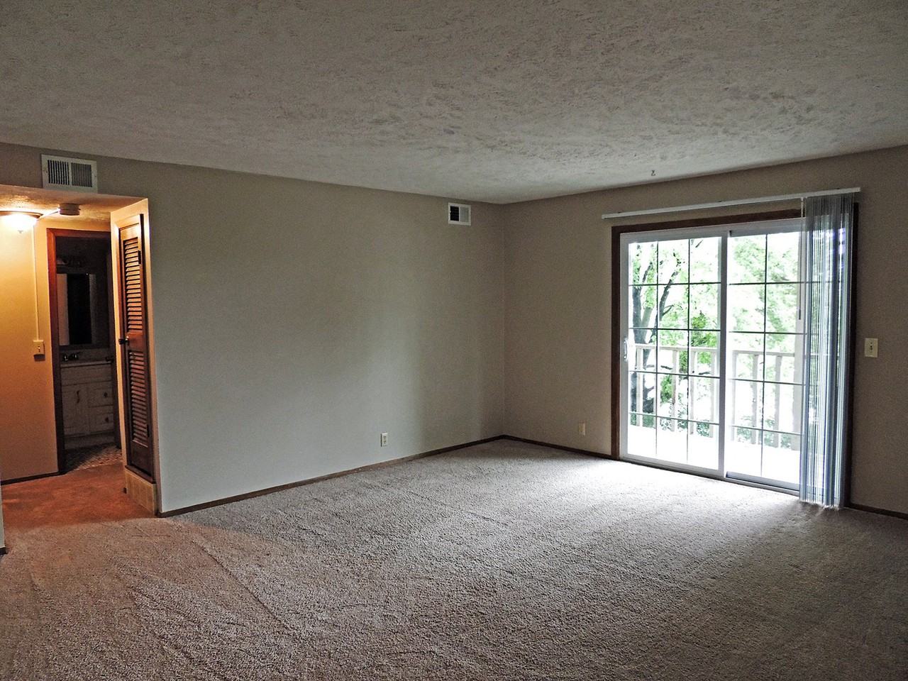 Lakeview Village Apartments - Photo 2 of 4