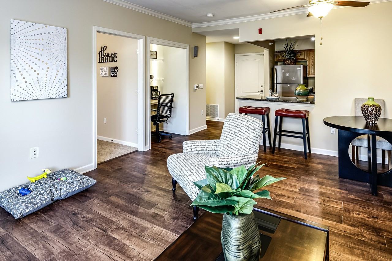 The Larimore - Photo 7 of 21