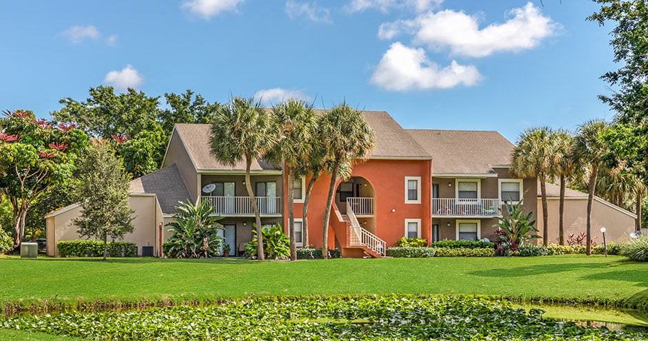 Seasons 704 Apartments 4970 Haverhill Commons Cir, West Palm Beach