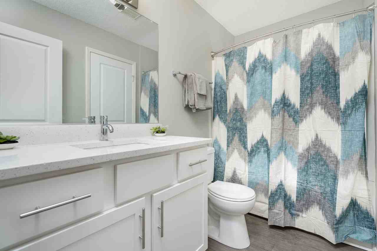 Sturbridge Square Apartments - Photo 7 of 19