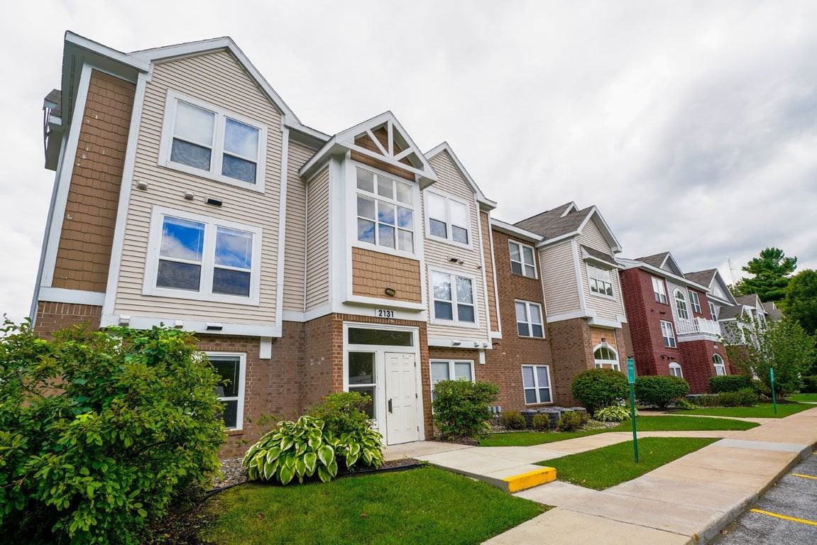 Orchard Lakes Apartments 2161 Orchard Lakes Pl, Toledo, OH 43615 Zumper