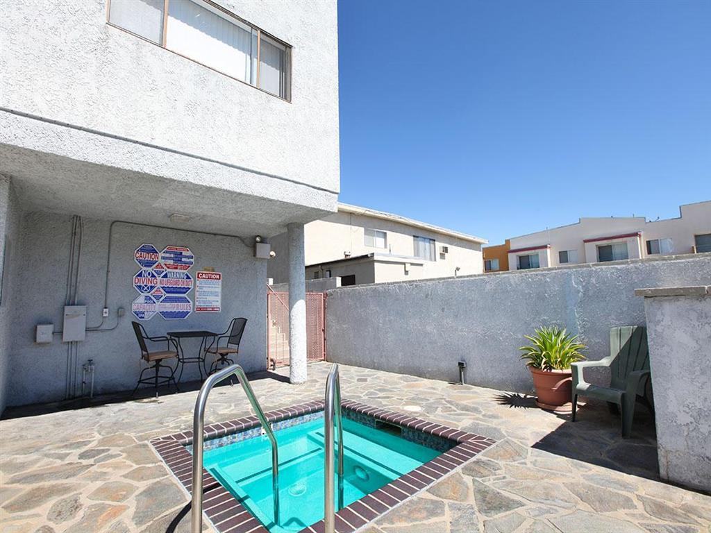 Citronia Luxe Towers Apartments - Photo 5 of 12