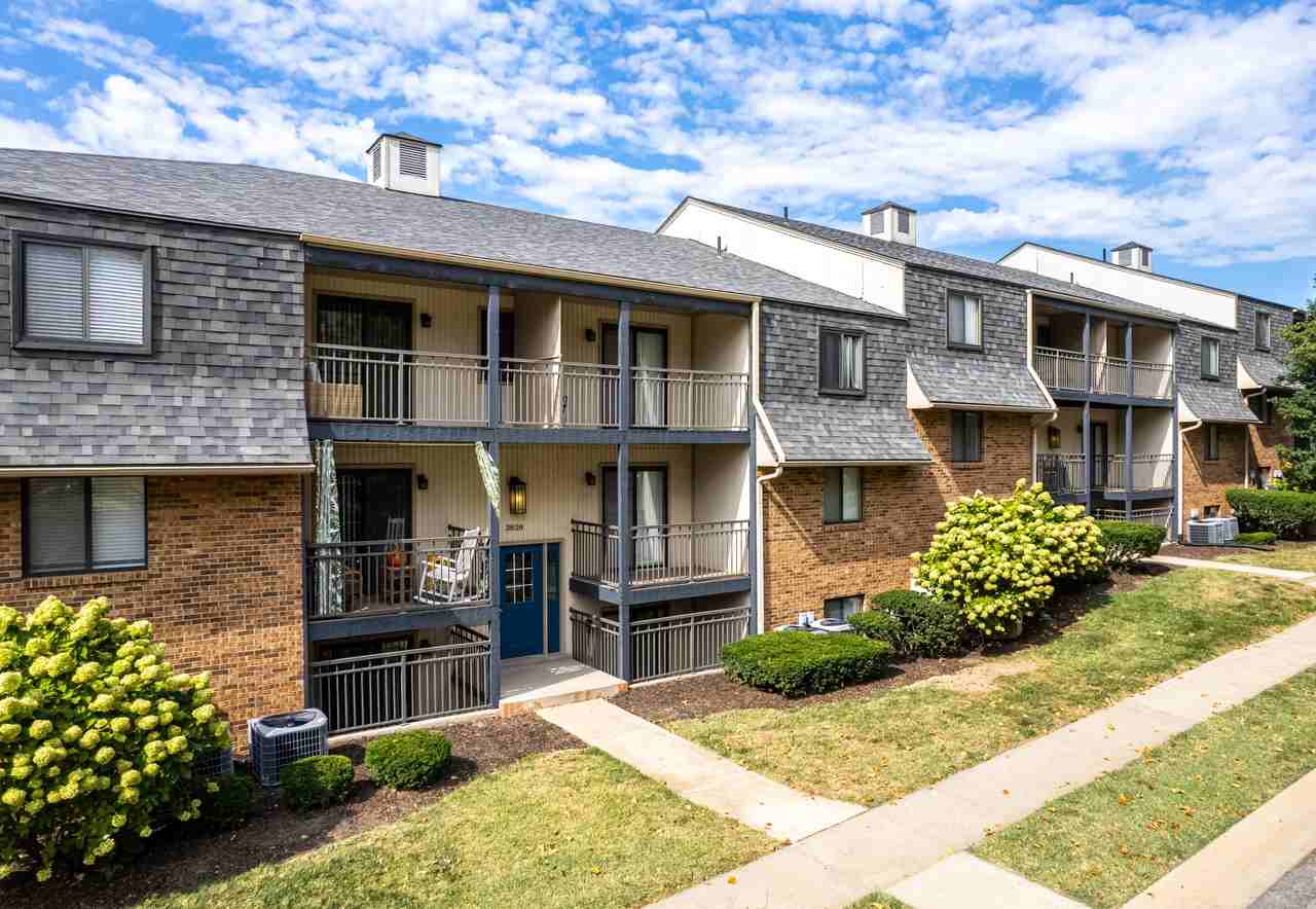 Johnson Med Center Apartments - Photo 2 of 13