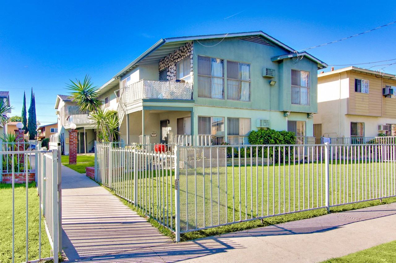 Variel Apartments - Photo 2 of 5