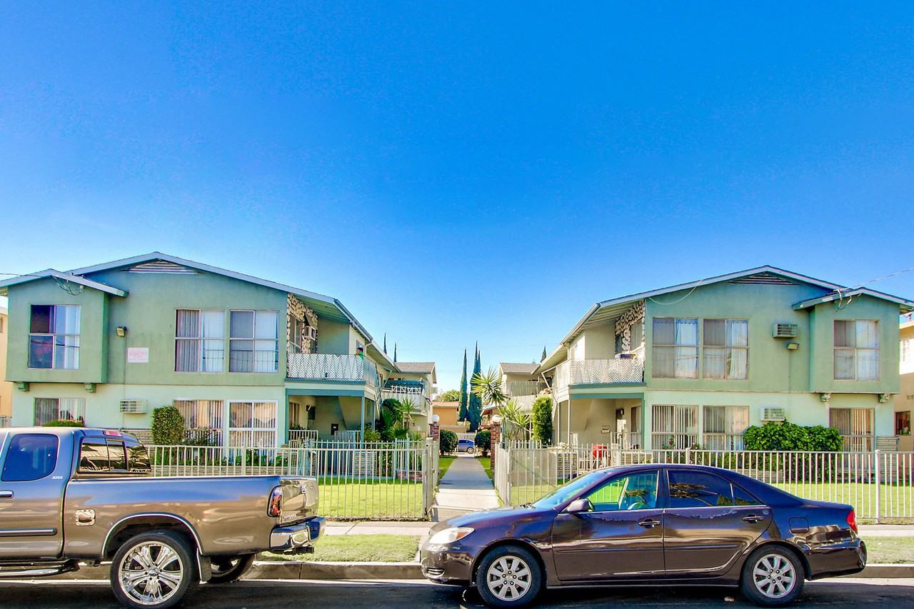 Variel Apartments - Photo 3 of 5