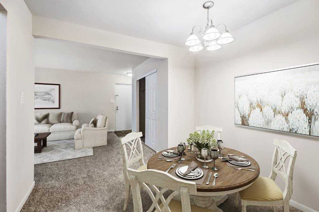 Montgomery Trace Apartment Homes - Photo 3 of 18