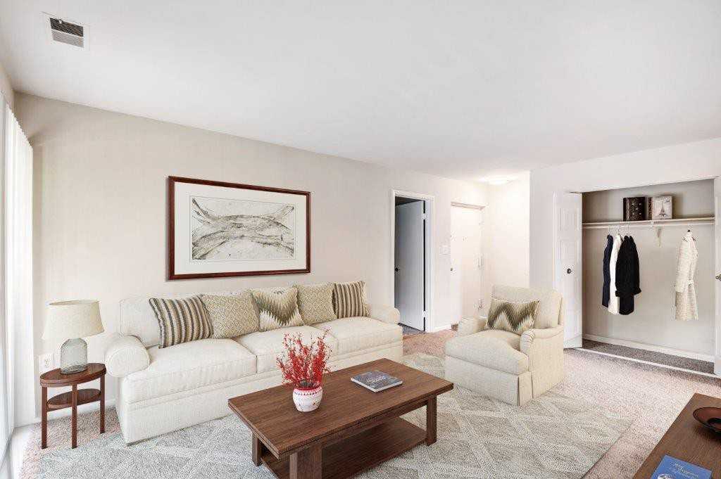 Montgomery Trace Apartment Homes - Photo 4 of 18