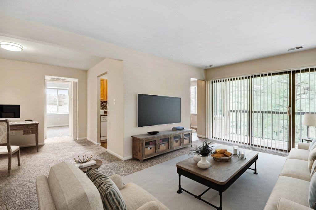 Montgomery Trace Apartment Homes - Photo 5 of 18