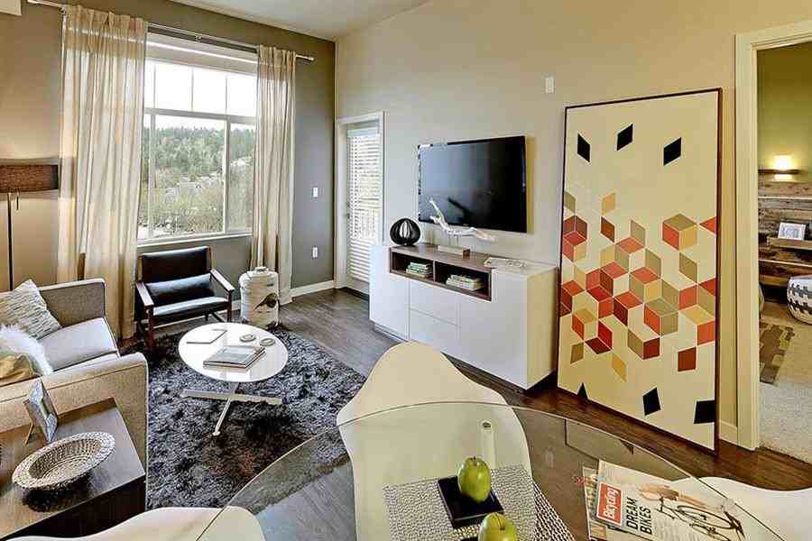 Elan Redmond - Photo 3 of 30