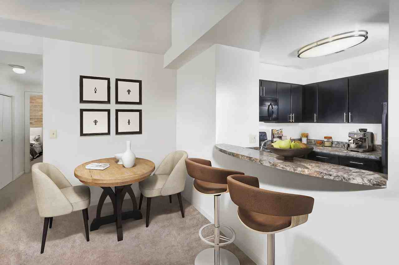 Marlboro Classic Apt & Redwood Square - Photo 2 of 47