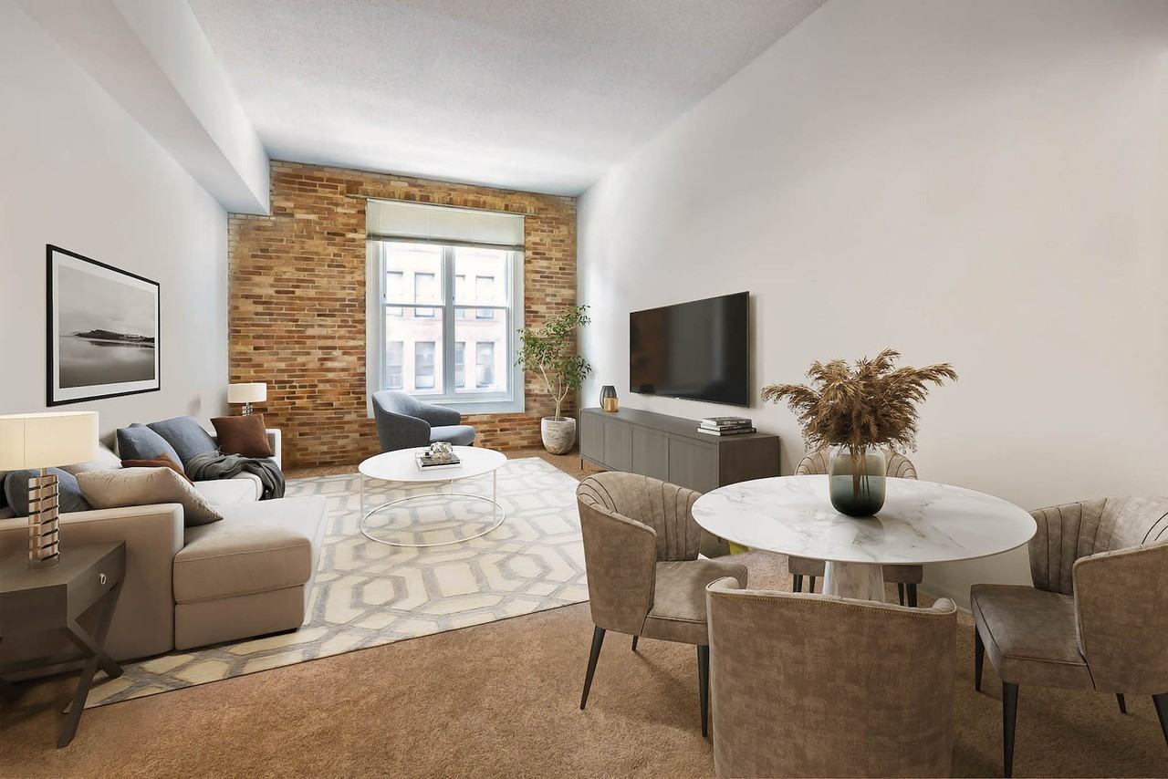 Marlboro Classic Apt & Redwood Square - Photo 5 of 47