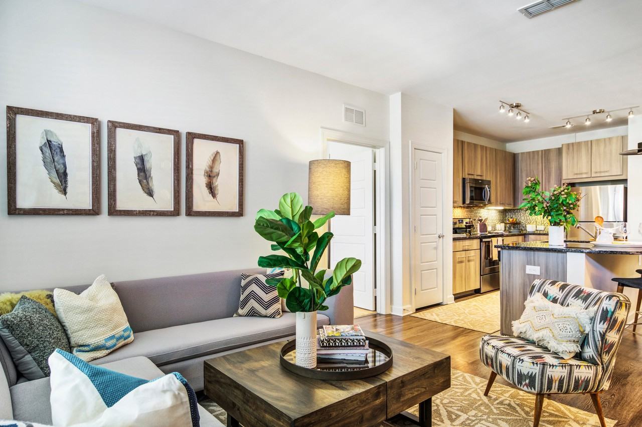 Gables Brookhaven - Photo 4 of 21