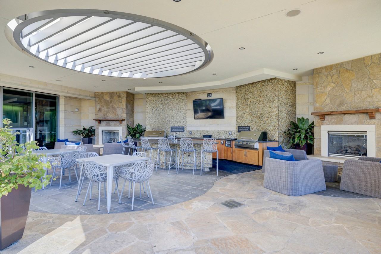 Gables Park Tower - Photo 4 of 22