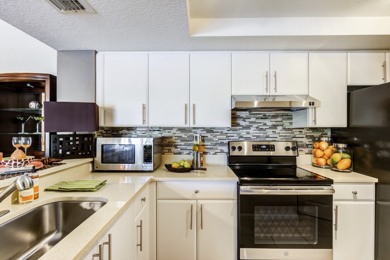 Gables Boca Place - Photo 6 of 20