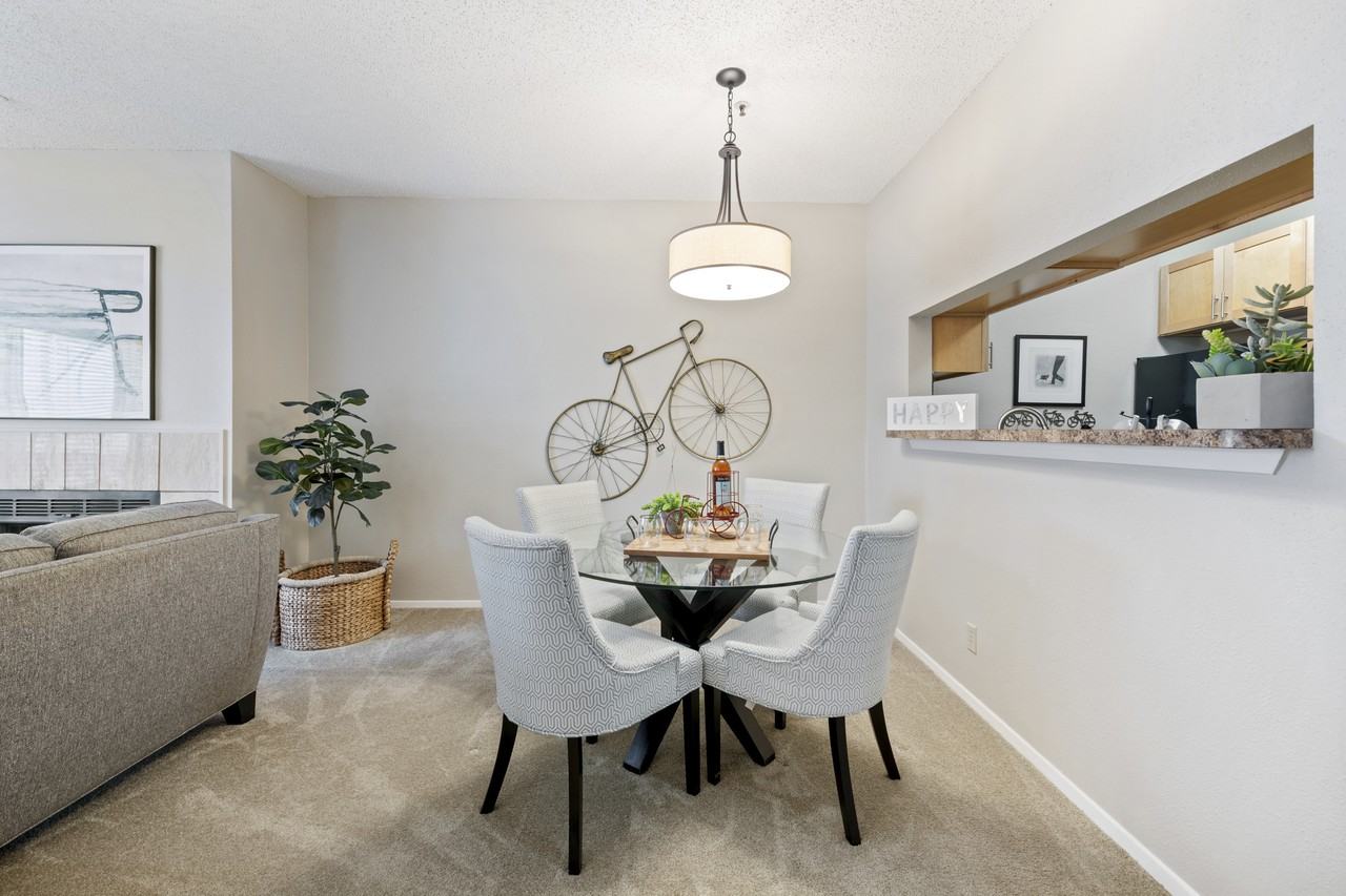 Gables Katy Trail - Photo 7 of 16