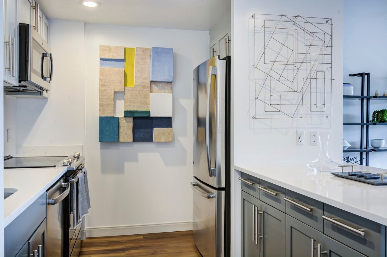 Watermark Kendall West - Photo 5 of 20