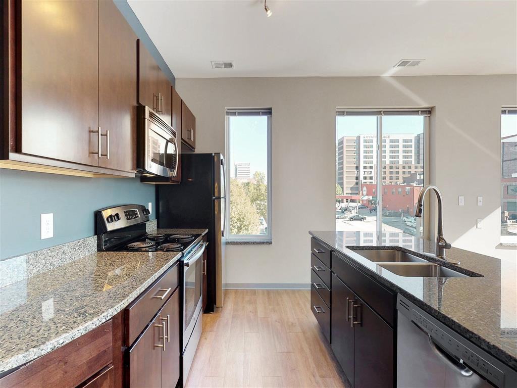 Jones13 - Photo 2 of 50