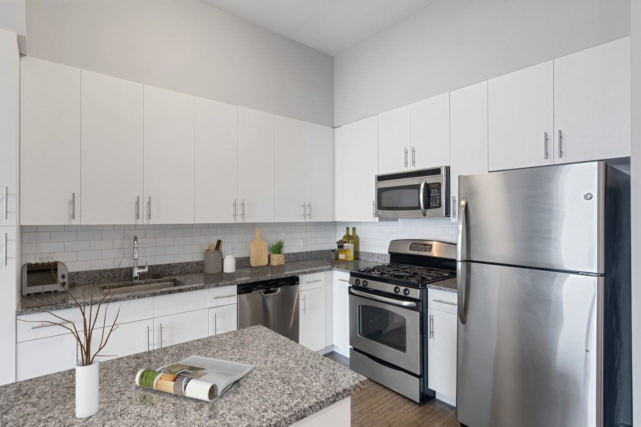 Postmark Apartments - Photo 7 of 25