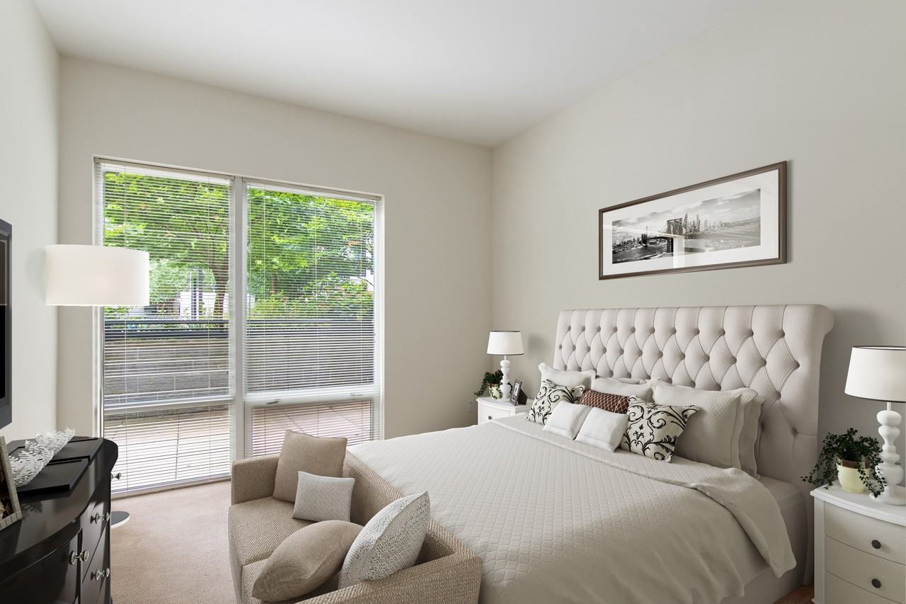 Vault Apartments - Photo 5 of 20