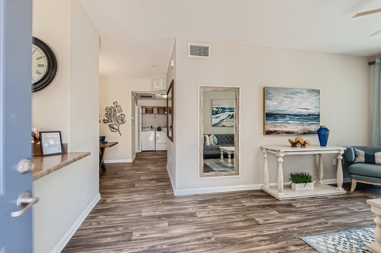 Santa Rosa Apartments - Photo 3 of 22