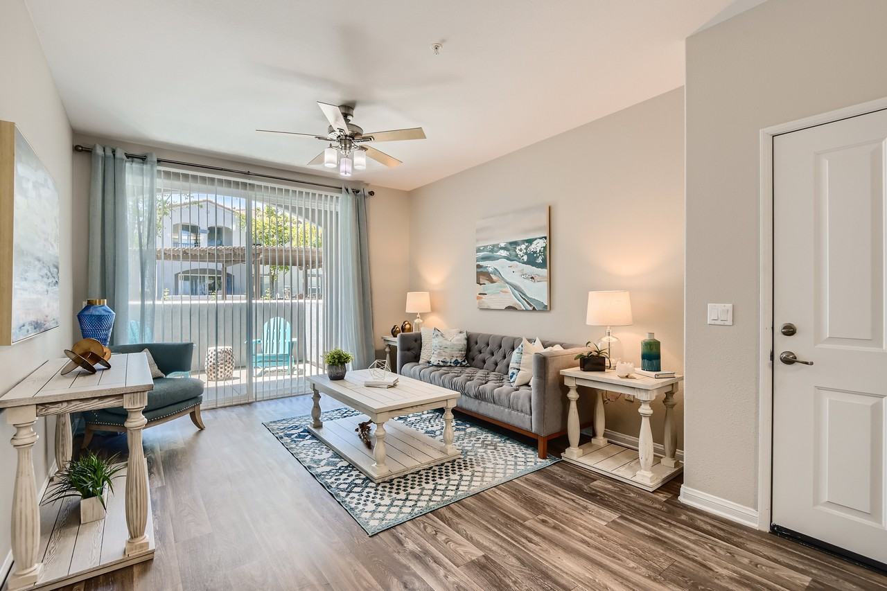 Santa Rosa Apartments - Photo 4 of 22