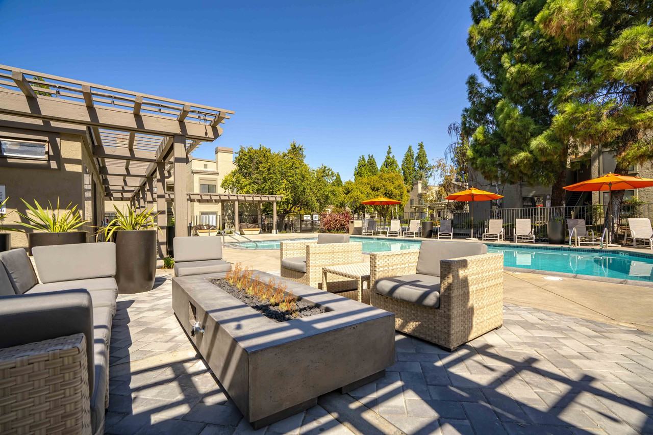 Park Lake at Walnut Creek Apartments 100 Park Lake Cir, Walnut Creek, CA 94598 Zumper